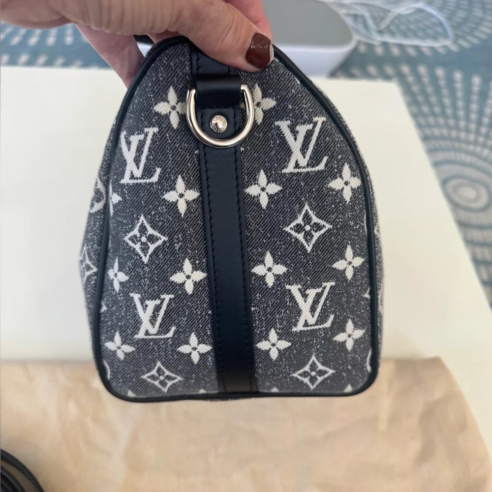 Louis Vuitton Black and Gray Monogram Speedy 25 - Picture 4 of 16